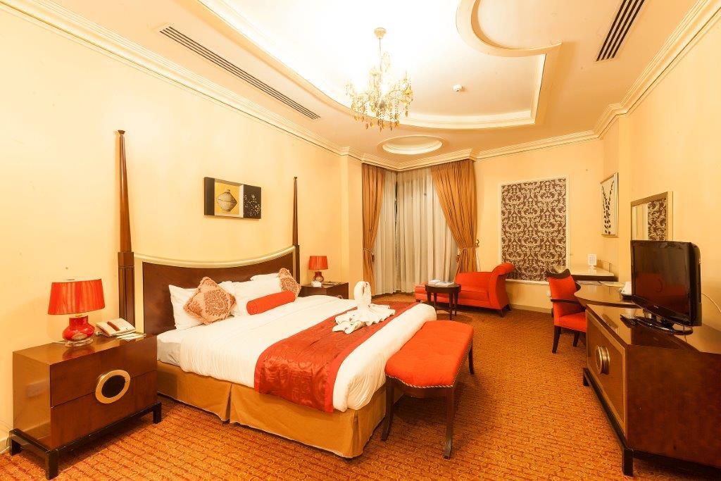 Resort Sahara &