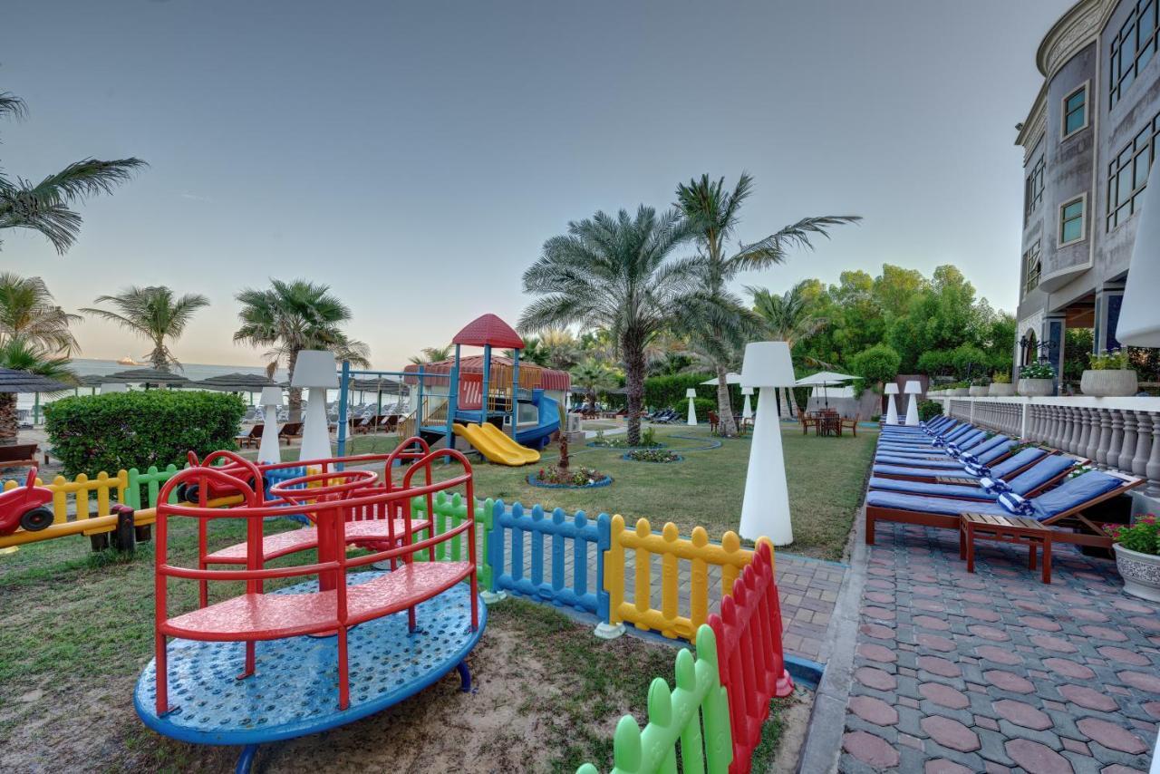 Resort Sahara &
