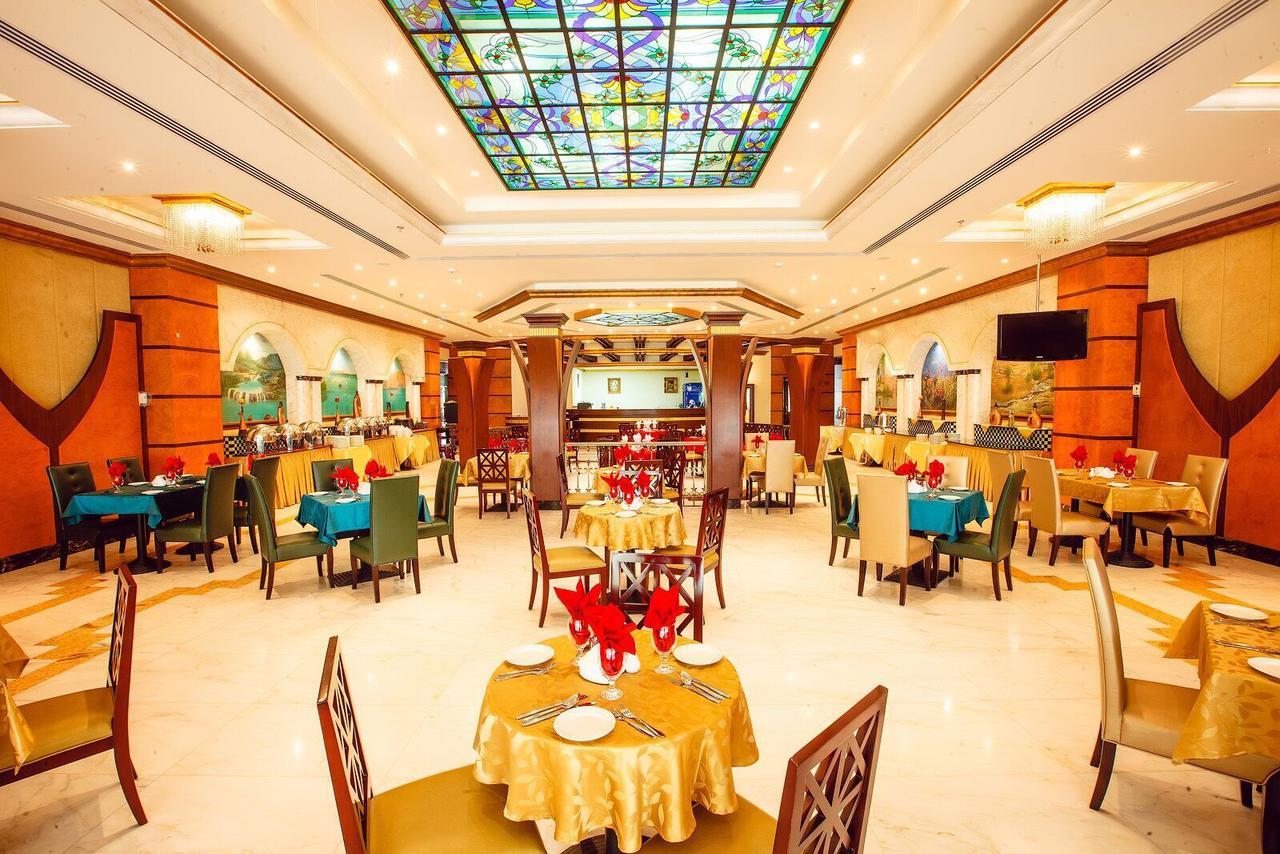 Resort Sahara & 5*